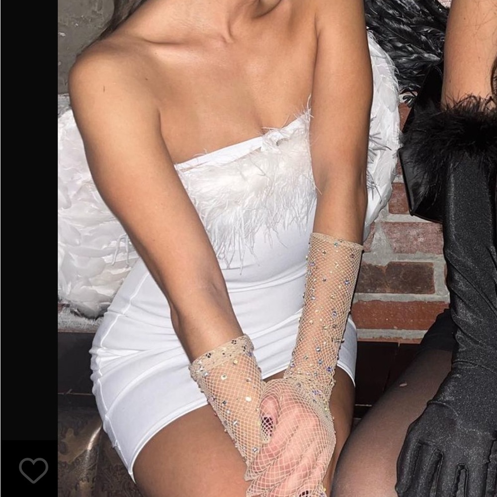 COPY - Boohoo white bodycon feather dress - Picture 2 of 2